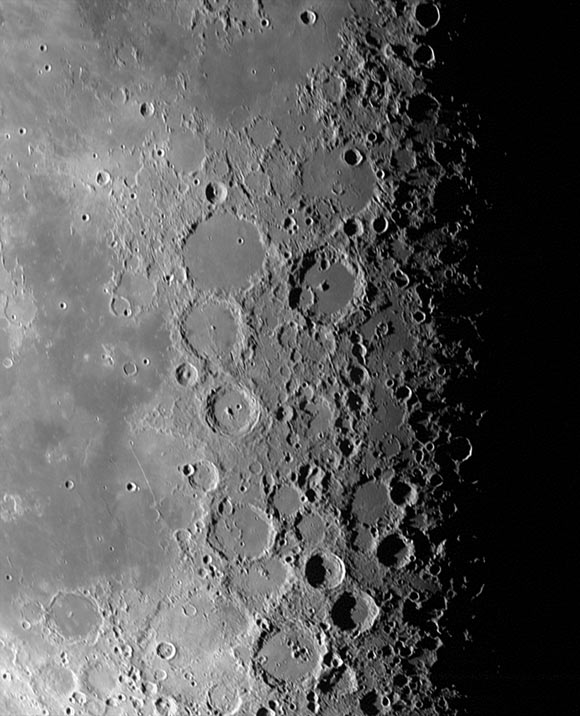 This image of the Moon was taken by the Lucy LOng Range Reconnaissance Imager (L’LORRI) aboard NASA’s Lucy spacecraft on October 16, 2022, between 6.5 hours after it flew by the Earth for the first gravity assist. Image credit: NASA / NASA’s Goddard Space Flight Center / SwRI / JHU-APL / Tod R. Lauer, NOIRLab.