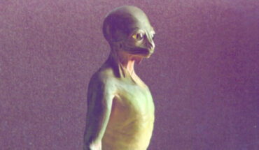 The dinosauroid by Dale Russell and Ron Séguin. Image credit: Canadian Museum of Nature / Darren Naish & Will Tattersdill, doi: 10.1139/cjes-2020-0172.