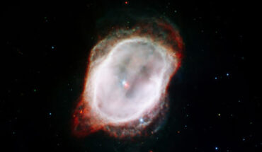 This image of the Southern Ring Nebula was captured by Webb’s Near-Infrared Camera (NIRCam) and Mid-Infrared Instrument (MIRI); it highlights the very hot gas that surrounds the central stars. Image credit: NASA / ESA / CSA / STScI / O. De Marco, Macquarie University / J. DePasquale, STScI.
