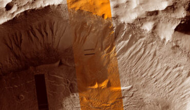 This image from the High Resolution Imaging Science Experiment (HiRISE) camera on NASA’s Mars Reconnaissance Orbiter shows the Terra Sirenum region on Mars and its gullies. Image credit: NASA / JPL / University of Arizona.