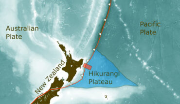 3D seismic imaging and ocean drilling at the Hikurangi margin reveal a widespread and previously unknown fluid reservoir within the extensively hydrated (up to 47 vol % water) volcanic upper crust of the subducting Hikurangi Plateau large igneous province. Image credit: Gase et al., doi: 10.1126/sciadv.adh0150.