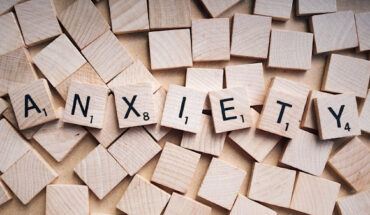 Jiang et al. used maternal separation (MS) as a stress model to investigate whether MS causes abnormal behavior in adolescence. Image credit: WOKANDAPIX.