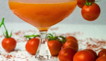 Kwon et al. offer valuable insights into the potential utilization of tomatoes as a natural antimicrobial food source for the promotion of public health; given their widespread popularity and cost effectiveness, tomatoes possess considerable potential as alternative antimicrobial agents within lifestyle interventions. Image credit: Catalin Stefan.