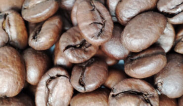 Coffee drinking is a heritable habit, and one that carries a certain amount of genetic baggage. Image credit: Sci.News.