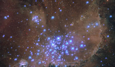 This Hubble image shows NGC 346, an open star cluster some 210,000 light-years in the constellation of Tucana. Image credit: NASA / ESA / C. Murray, Space Telescope Science Institute / Gladys Kober, NASA & Catholic University of America.