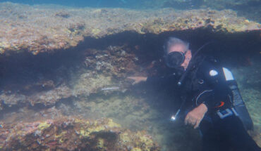 Coastal and underwater cave sites in southern Sicily contain important new clues about the path and fate of early human migrants to the island. Image credit: Ilaria Patania.