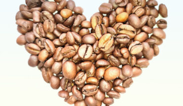 Coffee consumption in patients with atrial fibrillation may be associated with improved cognitive performance and reduced inflammatory markers. Image credit: Sci.News.