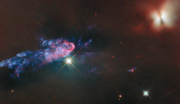 This Hubble image shows HOPS 150 and HOPS 153, two protostars within the famous Orion Nebula. Image credit: NASA / ESA / Hubble / T. Megeath.