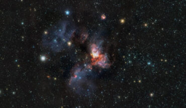 This VISTA/VIRCAM image shows the super star cluster RCW 38. Image credit: ESO / VVVX Survey.