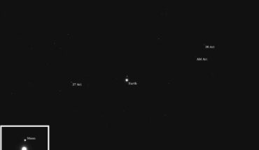 Psyche captured images of Earth and our Moon from about 290 million km (180 million miles) away in July 2025, as it calibrated its imager instrument. Image credit: NASA / JPL-Caltech / ASU.