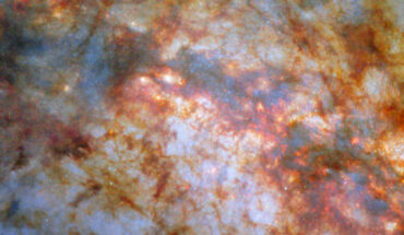 This Hubble image shows Messier 82, a starburst irregular galaxy located 12 million light-years away in the constellation of Ursa Major. Image credit: NASA / ESA / Hubble / W.D. Vacca.