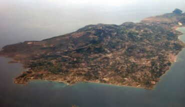 Paliki peninsula on the island of Kefalonia, Ionian Islands, Greece. Image credit: Christos Vittoratos / CC BY-SA 3.0.