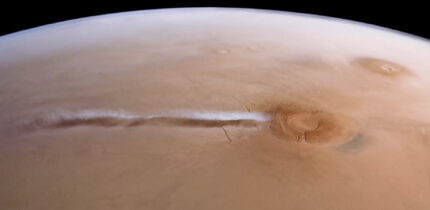 This image from ESA’s Mars Express shows the Arsia Mons Elongated Cloud. Image credit: ESA / DLR / FU Berlin / J. Cowart.